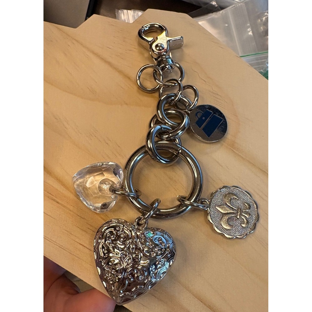 Kathy Van Zeeland Silver Tone Heart Fleur-de-lis Bag Charm Keychain Accessory